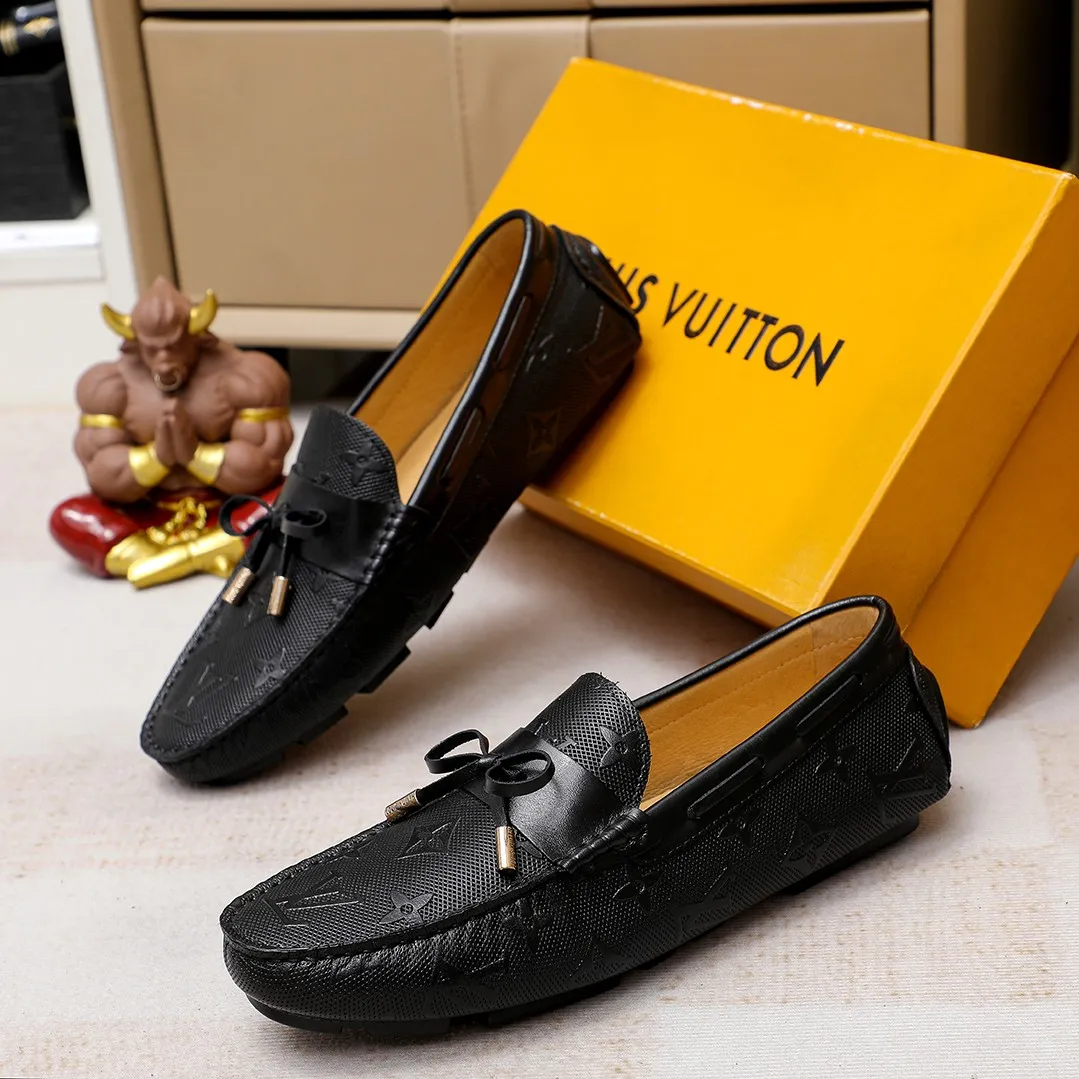 Men's shoes 💰360 💰 LV Louis Vuitton's top-quality Peaches men's shoes 💯Original copy of the official website, the upper is made of imported official website 1:1 material ❌Italian 🇮🇹 cowhide surface, imported pigskin lining. It’s definitely not made with ordinary craftsmanship, it’s the model used by celebrities! The factory’s craftsmanship is designed to create the most perfect shoes for trendy men! Colors available! 38-45 yards